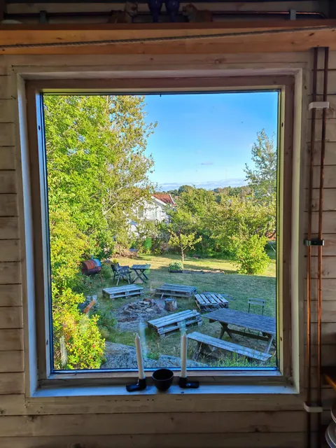 a simple yet very cozy cabin I stayed in Brännö (Sweden 🇸🇪)