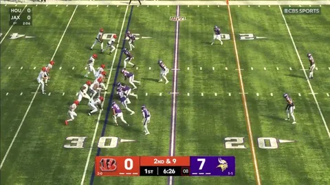 [Highlight] Jake Browning is picked off by Isaiah Rodgers for a Vikings Pick-6