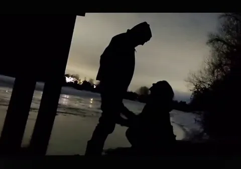 🎵 Under the bridge downtown...She showed me where she used to take dates downtown, and then showed me what she used to do on those dates 