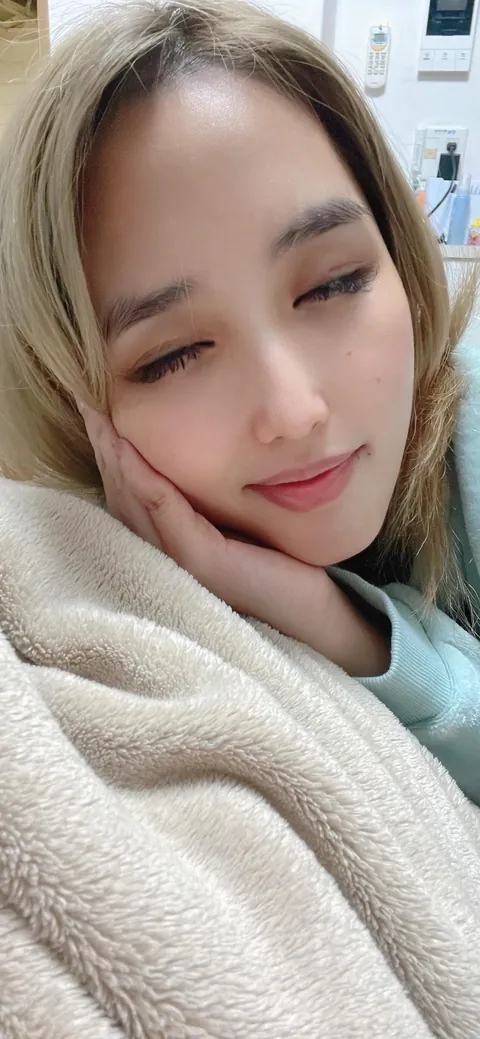 angel when asleep VS devil when awake, which side are you on?