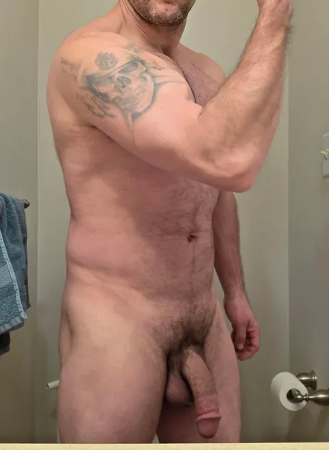(47) straight dad...hoping I qualify as a dilf