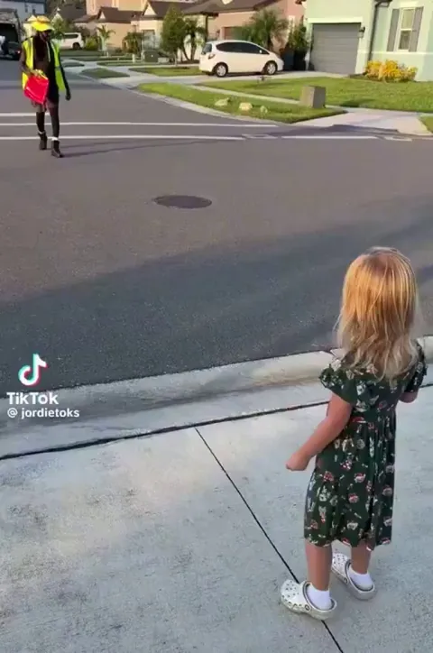 Neighborhood is moving to automatic trash bins so the kids will no longer see him.. This is the side of humanity we need to see more of 🫶🏻