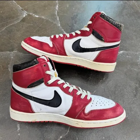 someone talk me out of dropping $3,000 on these wearable size 11.5 1985 Chicago 1s