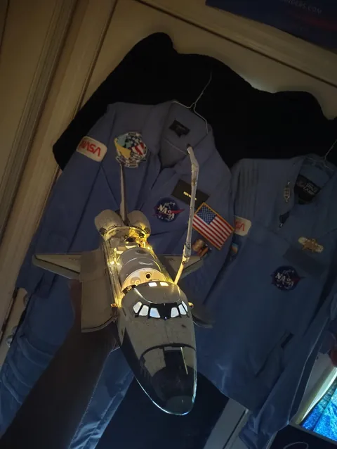 My flight ready Enterprise (OV-080) that I made back in 2022!