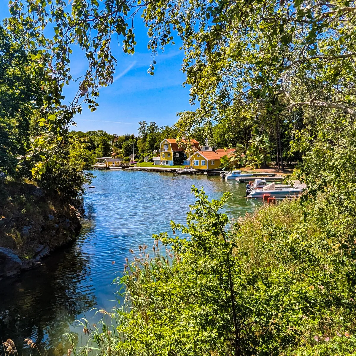 Sverige – the Sweden you picture when you close your eyes.