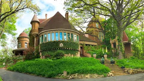 Havencrest Castle, Savanna, Illinois
