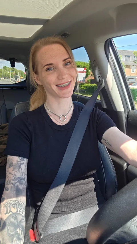 Mom with braces… (English teacher in Netherlands)