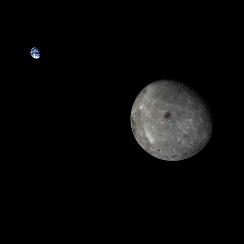 The Chang'e 5 test vehicle captured this beautiful view of Earth over the far side of the Moon on October 28, 2014.