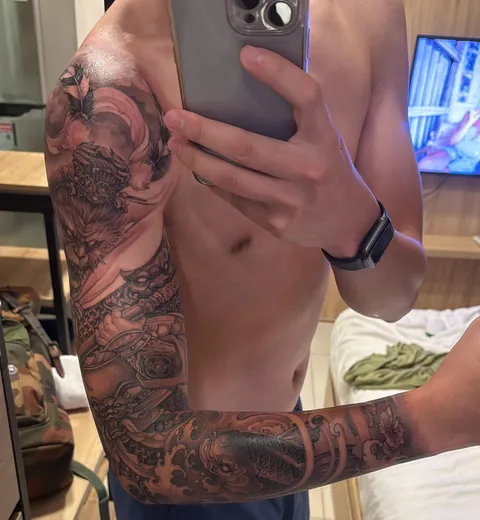 Got my first tattoo… a sleeve