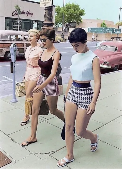 Fashionistas Back When Short Shorts Were Still Widely Considered Risqué - Los Angeles 1950s