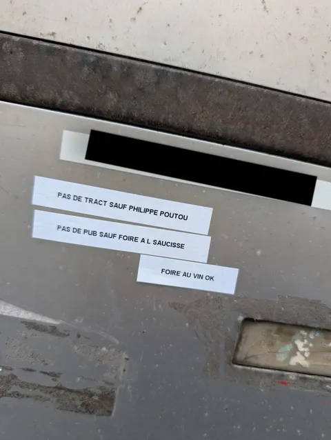 Pas de pub sauf foire à la saucisse