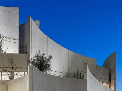 Vet Hospital Tirana by Davide Macullo Architects, TIRANË, ALBANIA