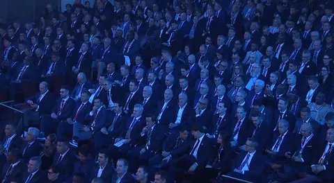 [OC] Audience face when Trump got awarded "peace prize" in Football World Cup