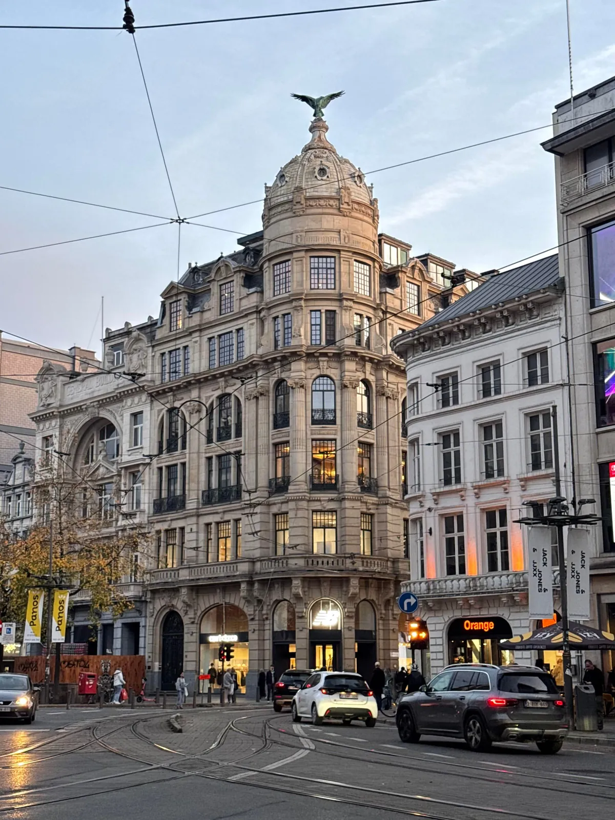 A day in Antwerp, Belgium, autumn 2025.