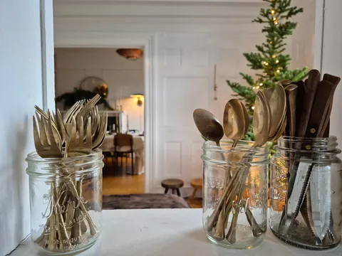 Christmas in Vancouver (swapped dining &amp; living for hosting) 