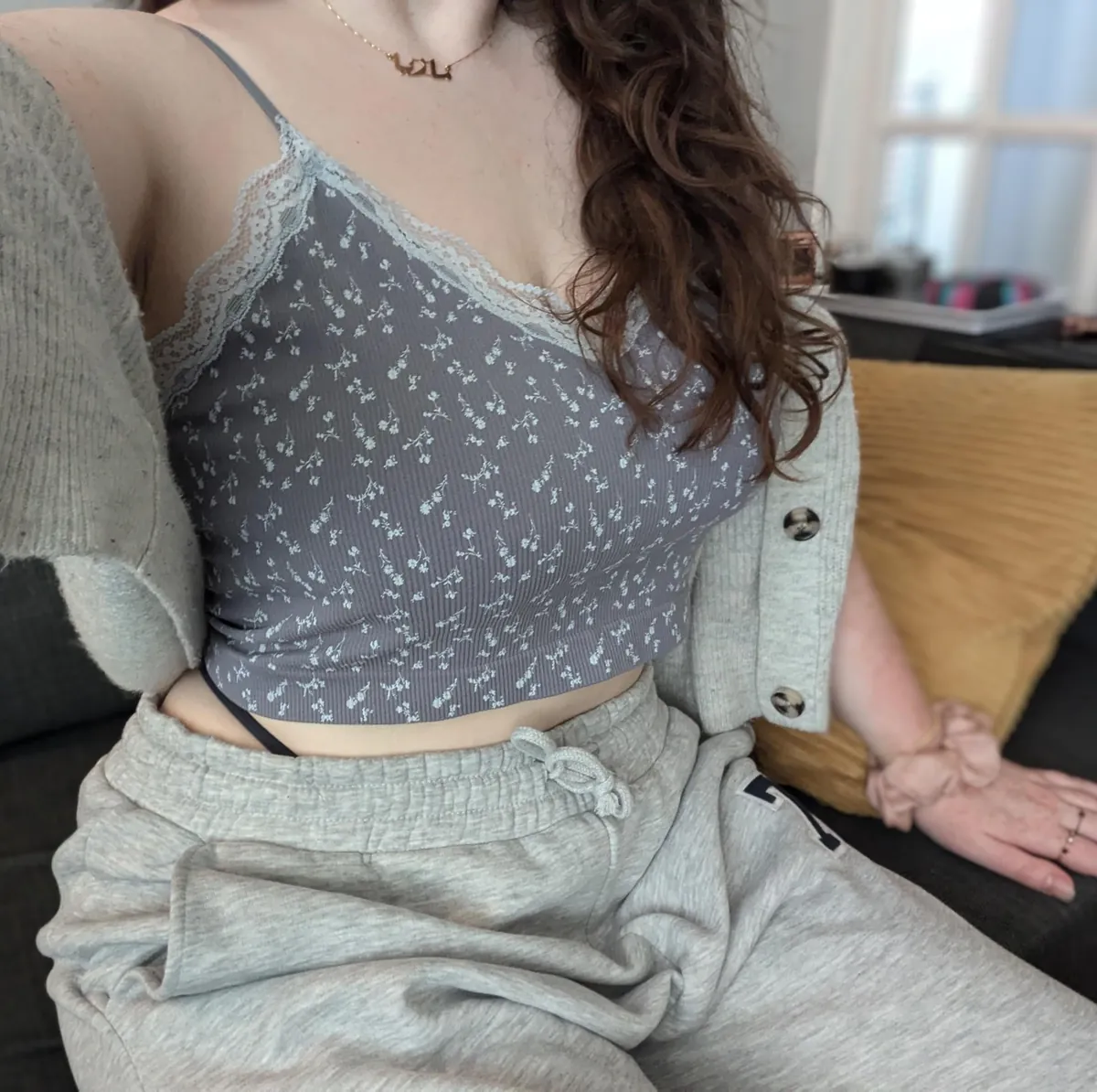 [F] Cosy night in alone getting high af 🫠🌬️