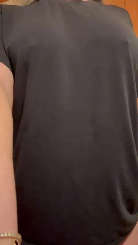 Great white girl reveal