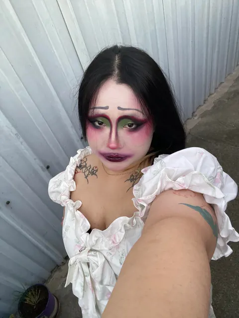 Sort of copied this look (last image) so i can do homework cutely