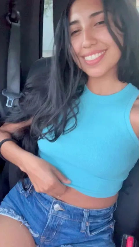 Everyone loves my cute titties;)