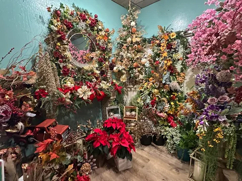 Our local florist is looking cozy