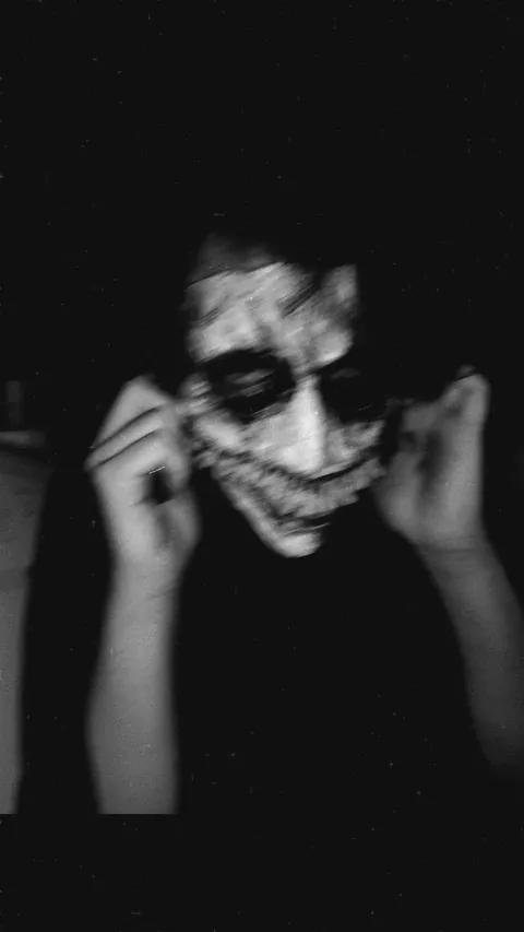 Halloween mask I did with Paper mache