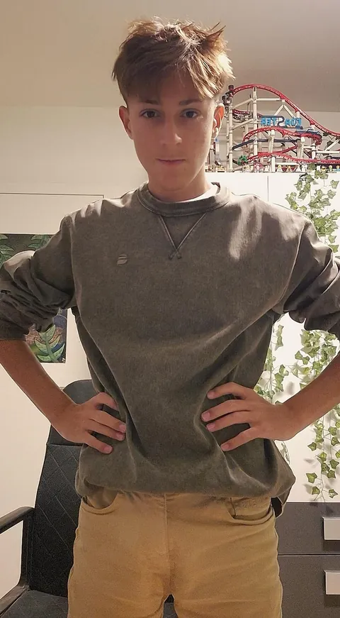 Swipe to undress