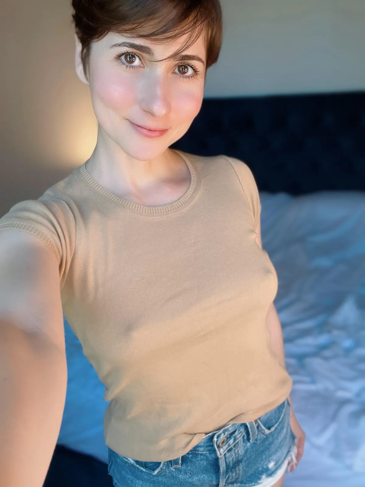 I love when you stare…