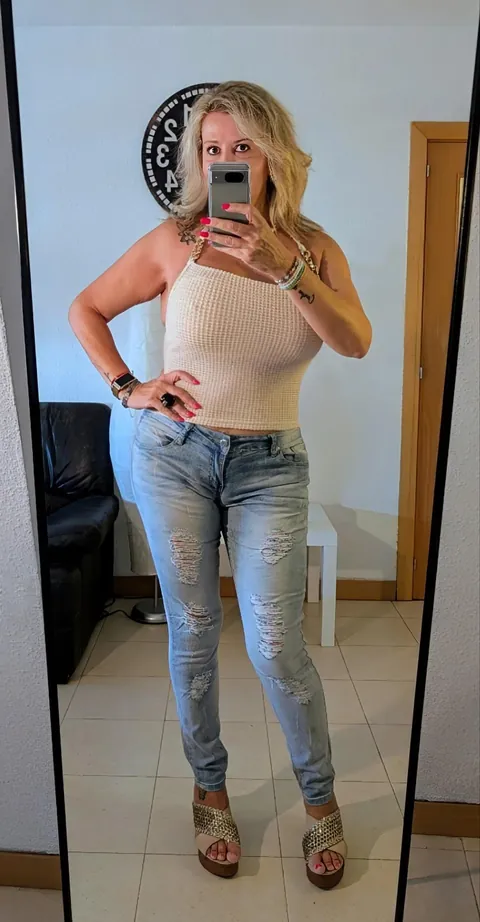 Undress me. This is my 51yo mombod