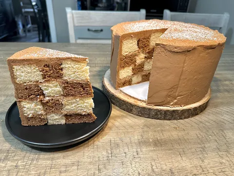 [OC] I made the Spectral Chessboard Cake from the Ghostbusters cookbook for spooky season 👻