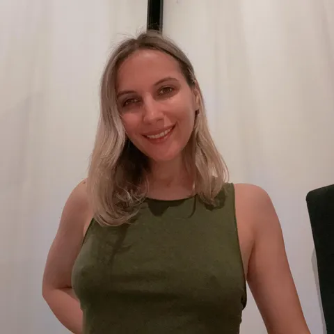 always no bra at home