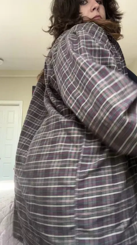 So much thickness hiding under these baggy clothes.