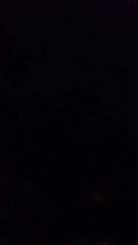 Lightning caught in slow-motion