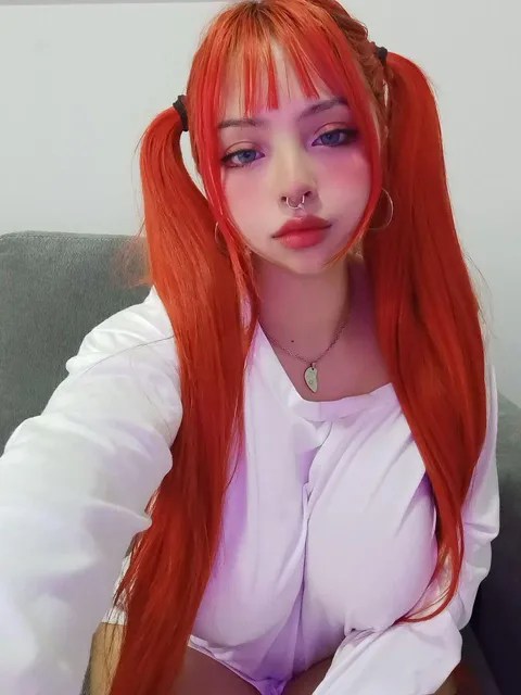 Do your best to focus on my HAIR ok guys?!! After all this sub is about hair right?? 