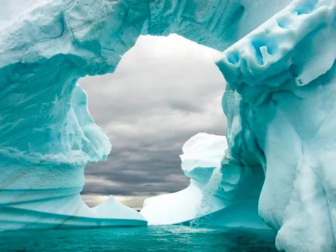 🔥 Reasons Antarctica Should Be On Your Bucket List