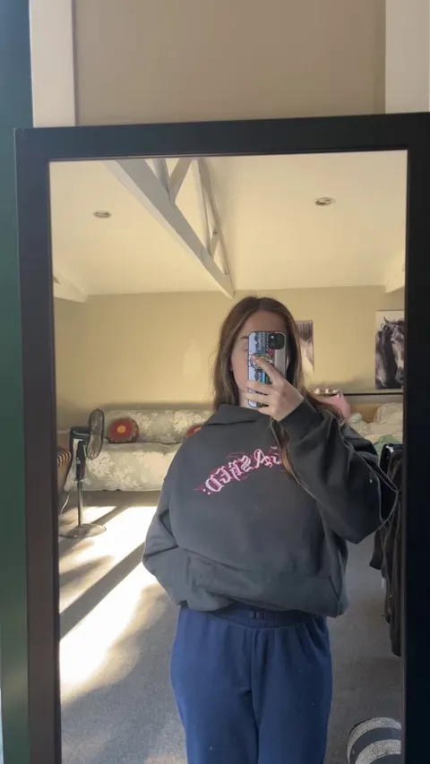 Natural 18yro Tittydrop