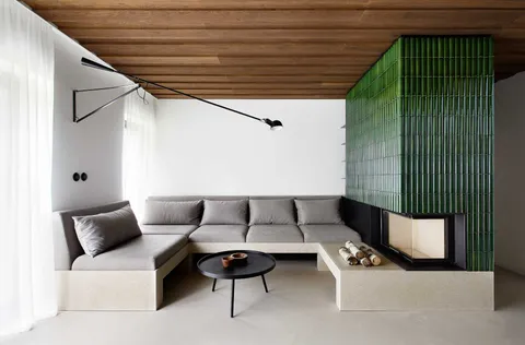 The Conversation "Pit" is Making a Comeback And I Am All For It