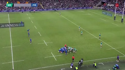 Italian scrum destroys Irish scrum during their Six Nations match