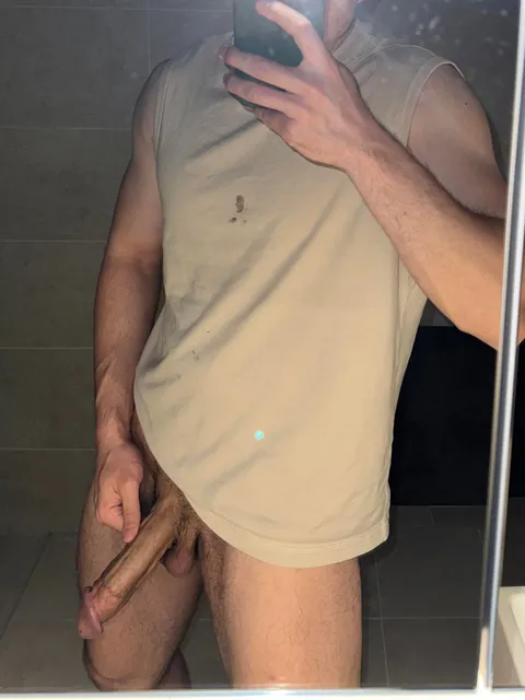 Best thing in the world is being naked in public with this dicc (32)