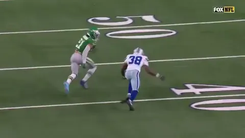 [Highlight] Cowboys Alijah Clark with an amazing effort to force a fumble on a punt return