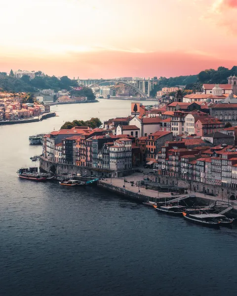 My beautiful city, Porto. (Canon 80D | 50mm)