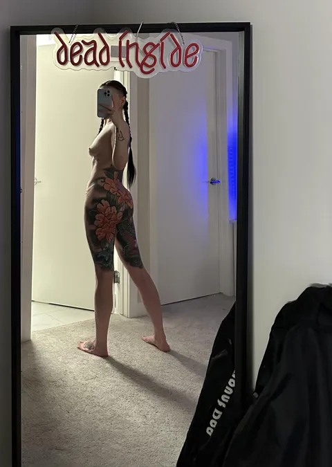 fresh out of the shower, ready to make a mess 😇