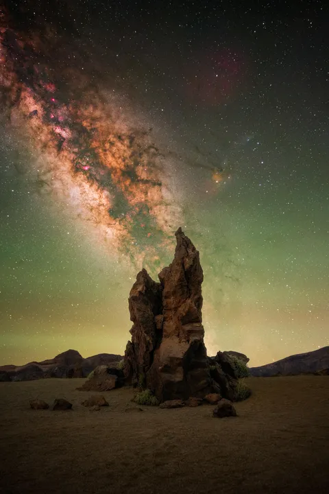 The Milky Way core and airglow over San Jose Mines, Teide National Park, Tenerife [OC] [3886x5829]