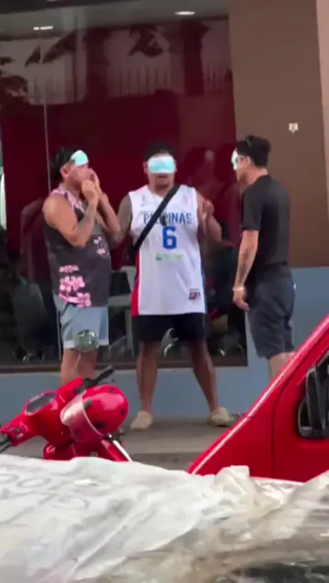 Guess who's the real yoga master?