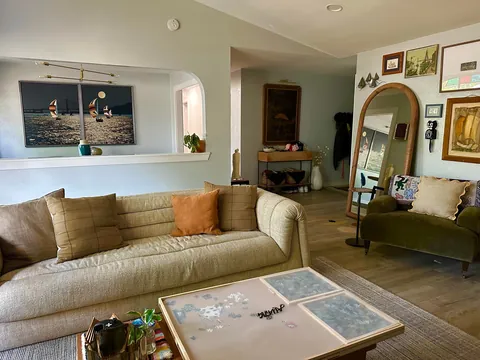 2 months in the new house and it’s really starting to feel like home :)