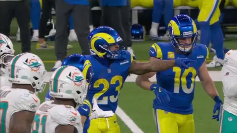 [Highlight] Kyren Williams puts his finger in Kader Kohou's earhole