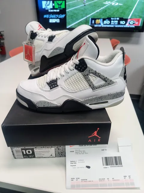 FINALLY GOT MY HANDS ON THESE...WHITE CEMENT 4'S