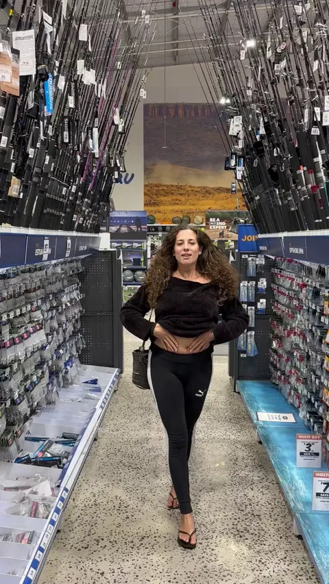 Shopping for a new big rod [GIF]