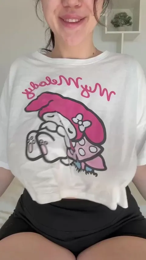 Goofy reveal from this mom
