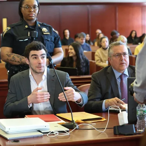 Luigi Mangione asking for space from the cameras- NY Supreme Court, Dec 18, 2025