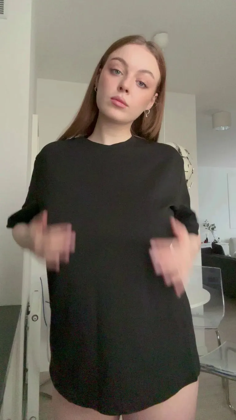 No bra, no shame — just lifting my shirt and letting these tits breathe [reveal]